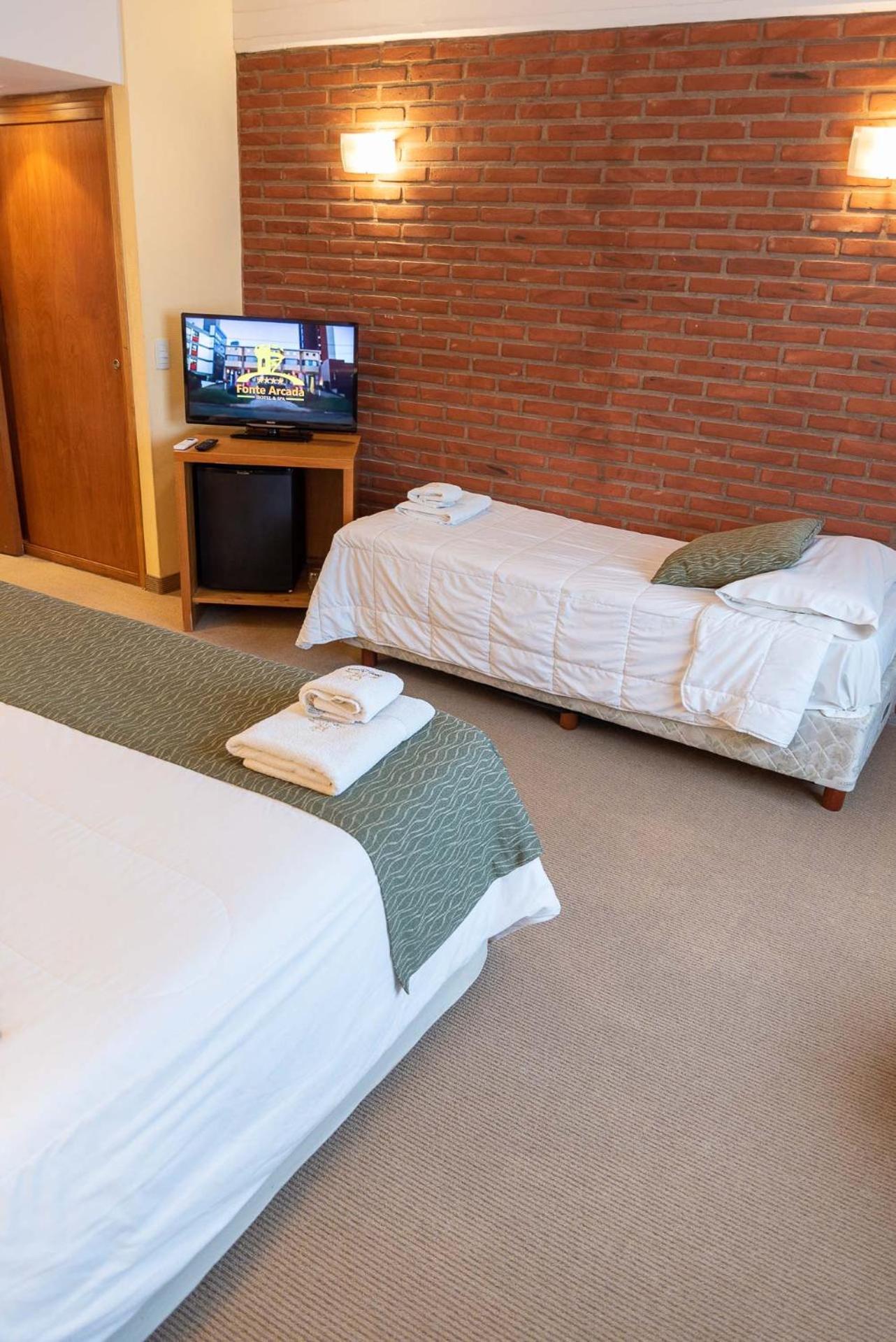 Fonte Arcada Hotel Villa Gesell Szoba fotó